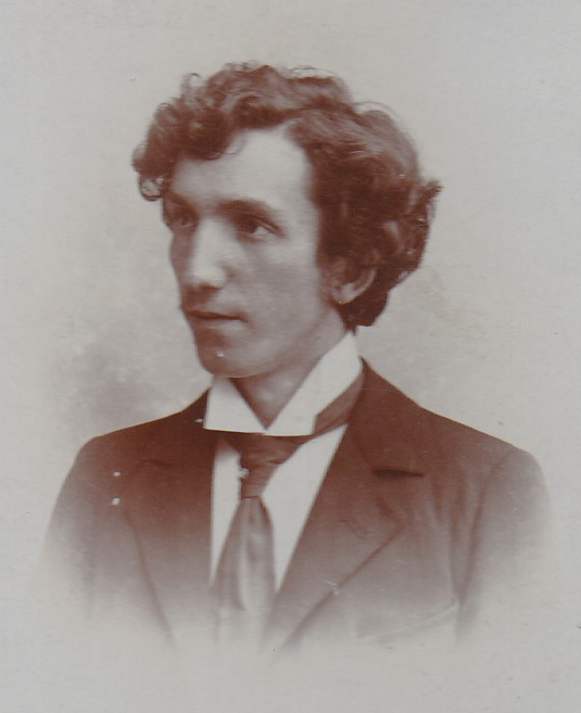 Portrét – Dominik Filip