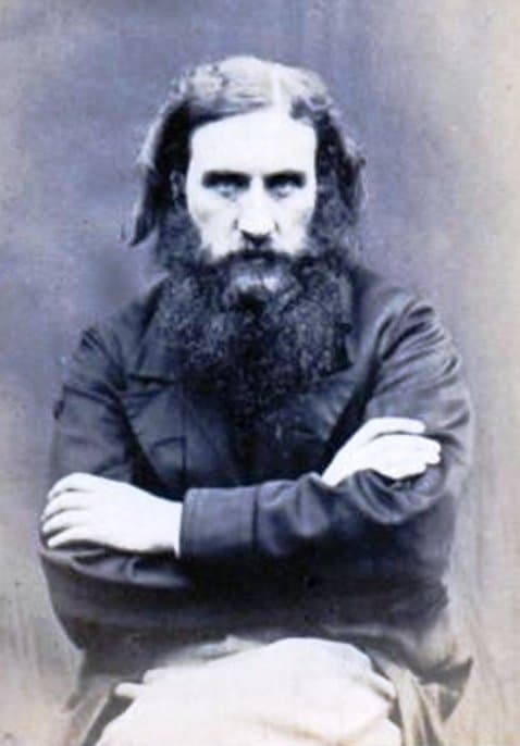 Portrét – George MacDonald
