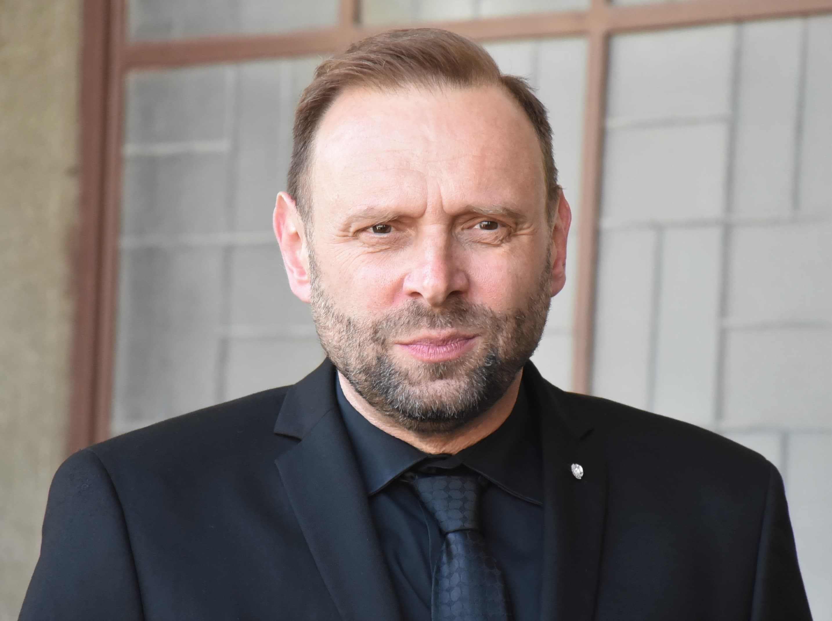 Portrét – Miloš Knor