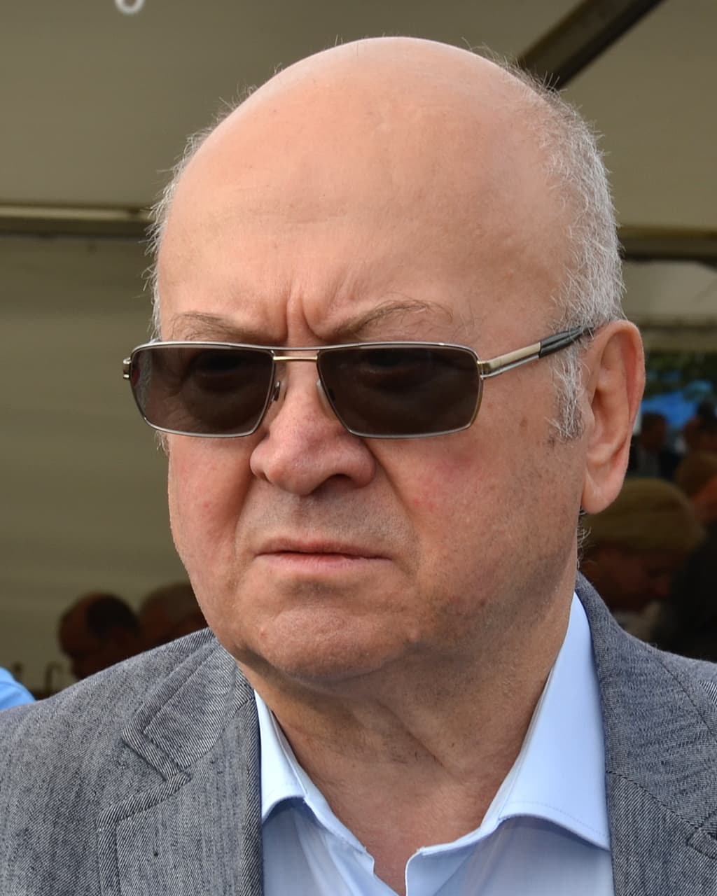 Portrét – Vladimír Remek