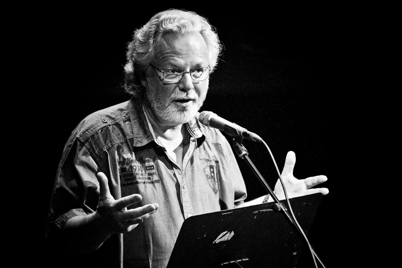 Portrét – Peter May