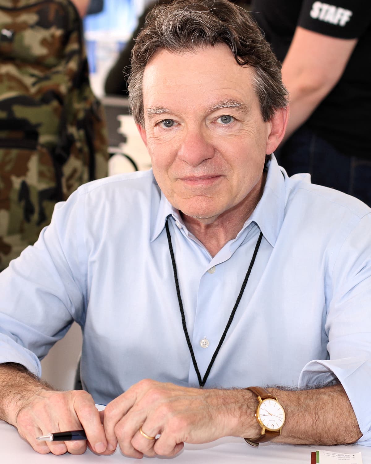 Portrét – Lawrence Wright
