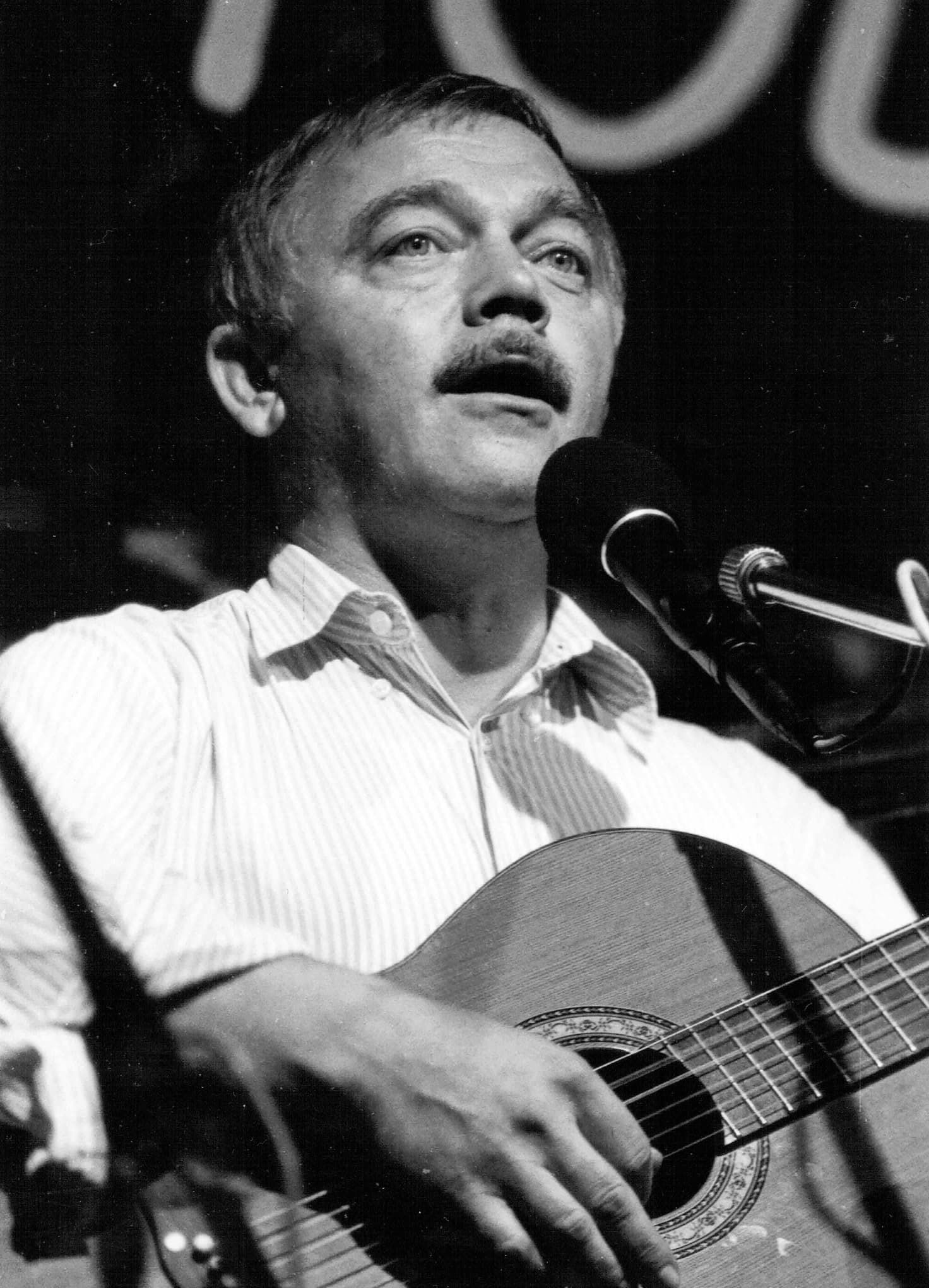 Portrét – Karel Kryl