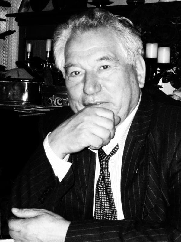 Portrét – Čingiz Ajtmatov