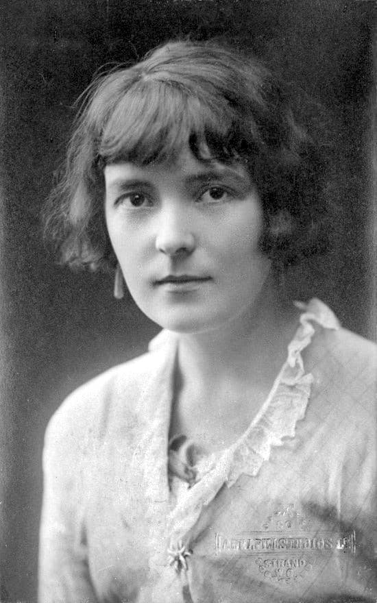 Portrét – Katherine Mansfield