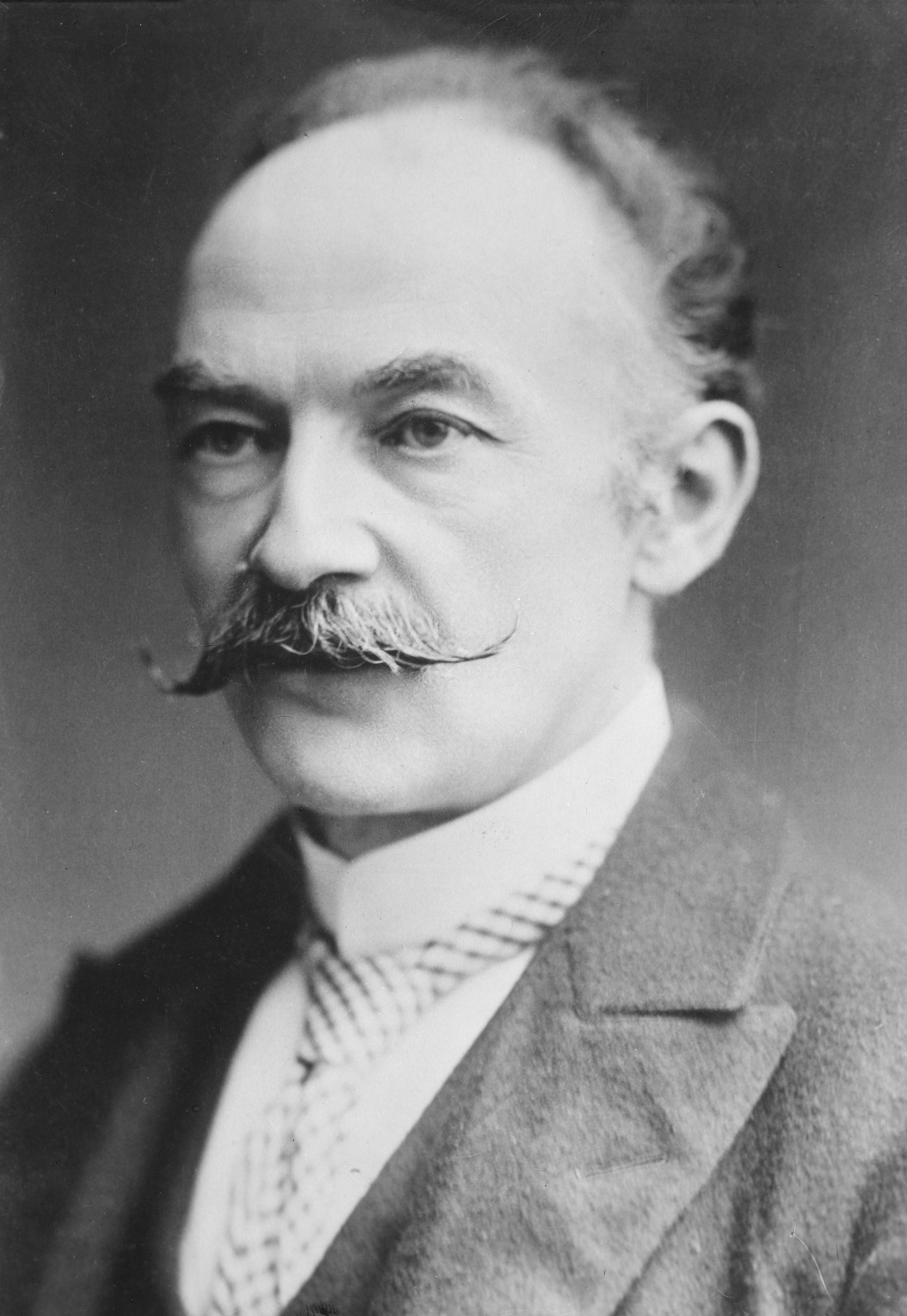 Portrét – Thomas Hardy