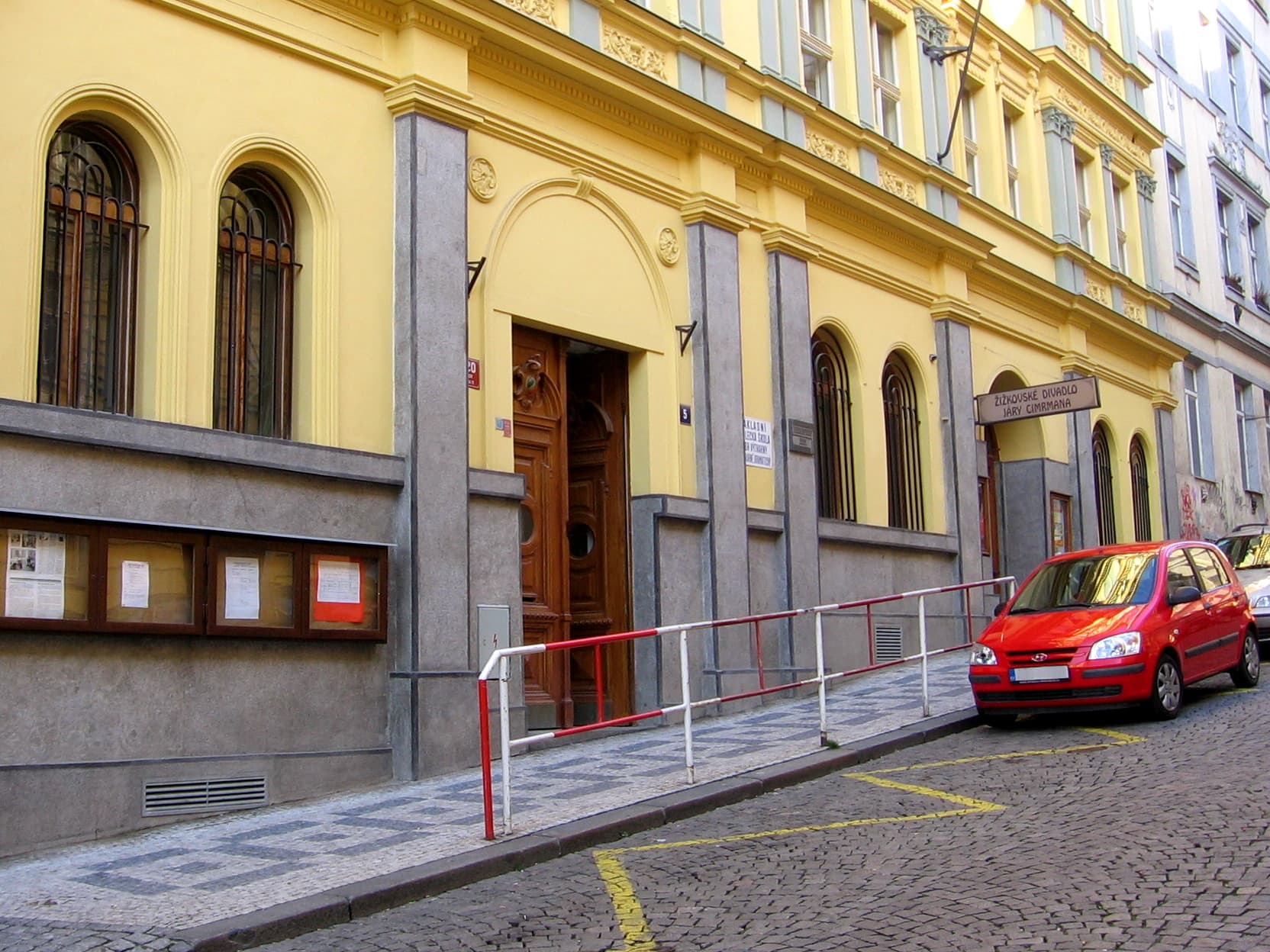 Portrét – Divadlo Járy Cimrmana