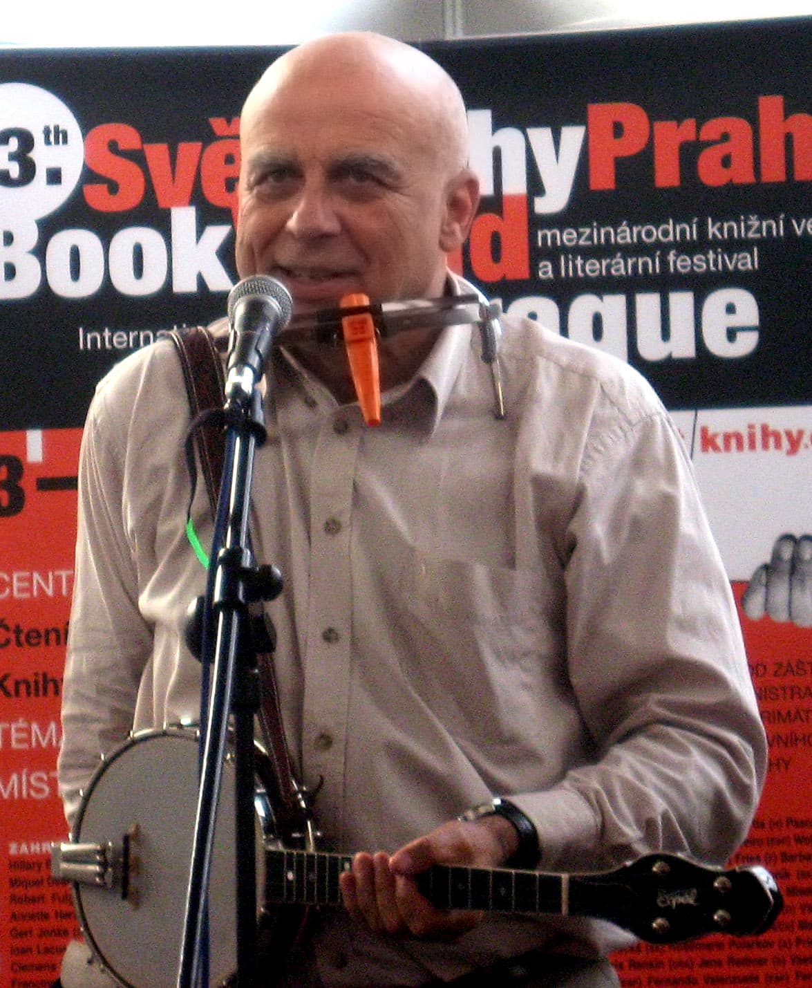 Portrét – Ivan Mládek