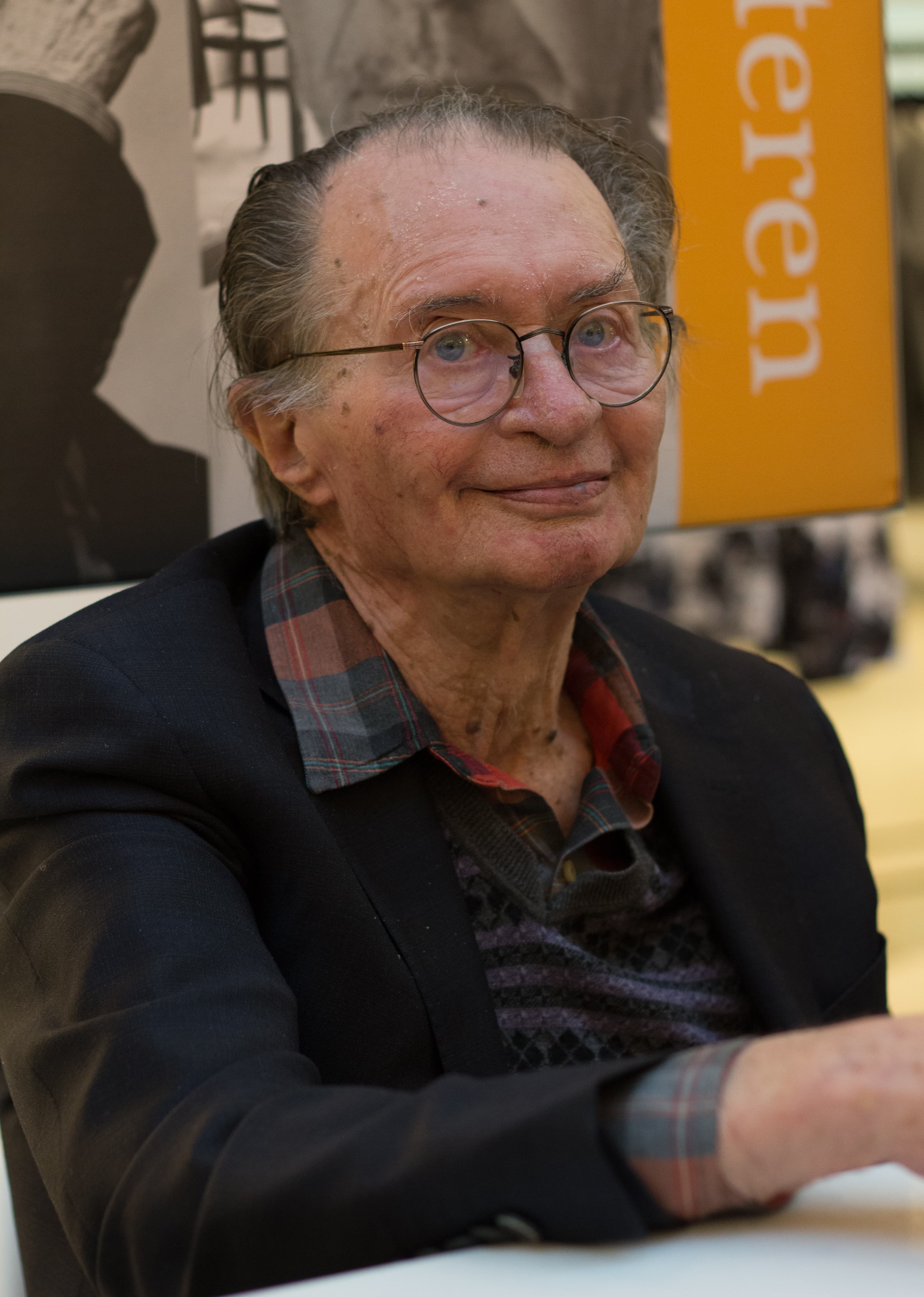Portrét – Various