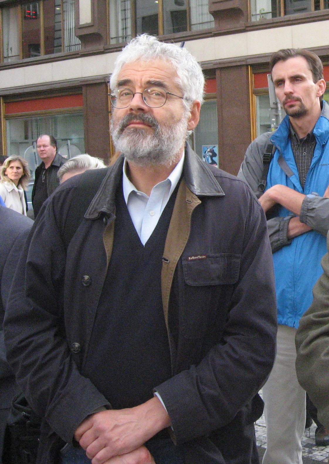 Portrét – Leo Pavlát