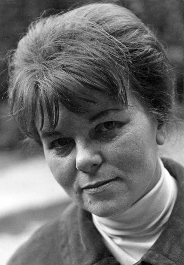 Portrét – Ilona Borská