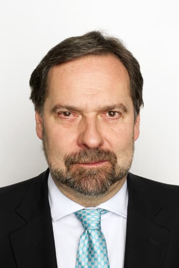 Portrét – Radek John