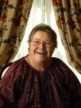 Portrét – Colleen McCulloughová