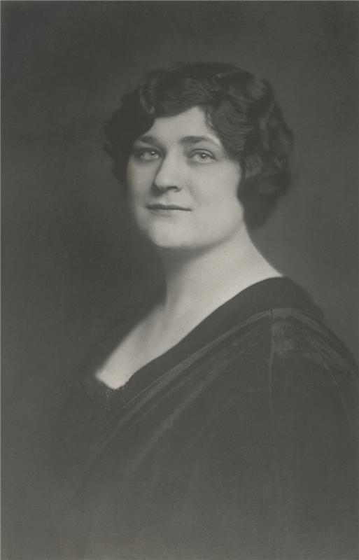 Portrét – Růžena Nasková