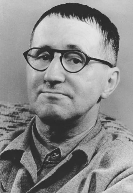 Portrét – Bertolt Brecht