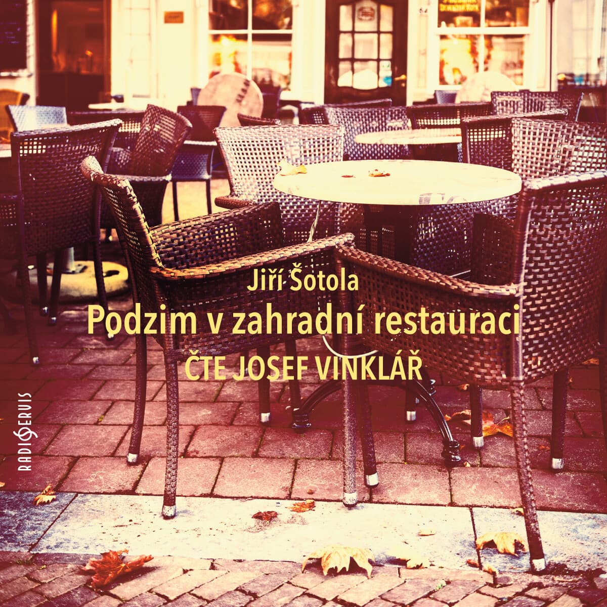 Obálka – Podzim v zahradní restauraci